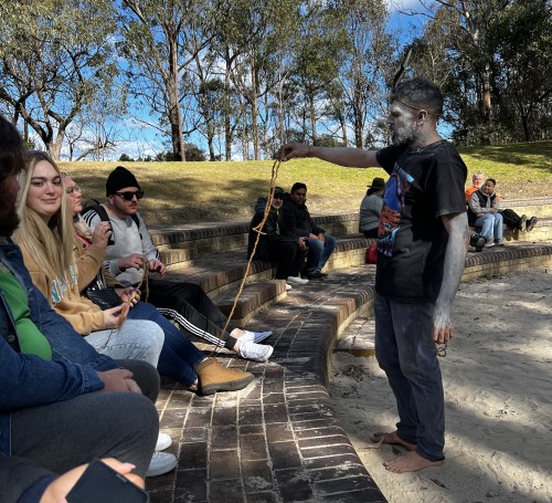 An Aboriginal learning experience at Tharawal Land Council with New Horizons.